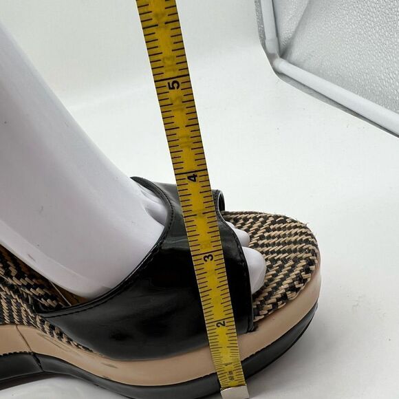 Bamboo Raffia Look Wedge Platform Sandals - Picture 4 of 11